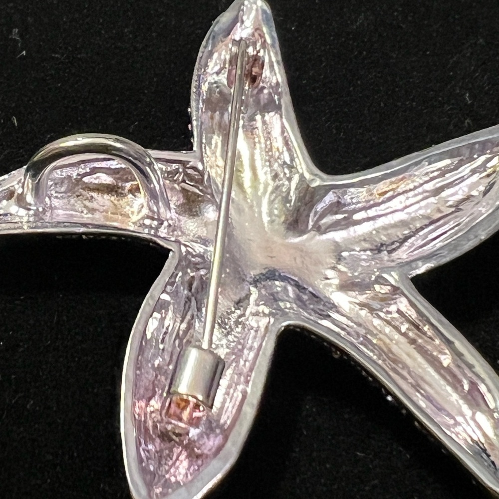Starfish pin/necklace slide done in silver metal with gold accents - Picture 5 of 5